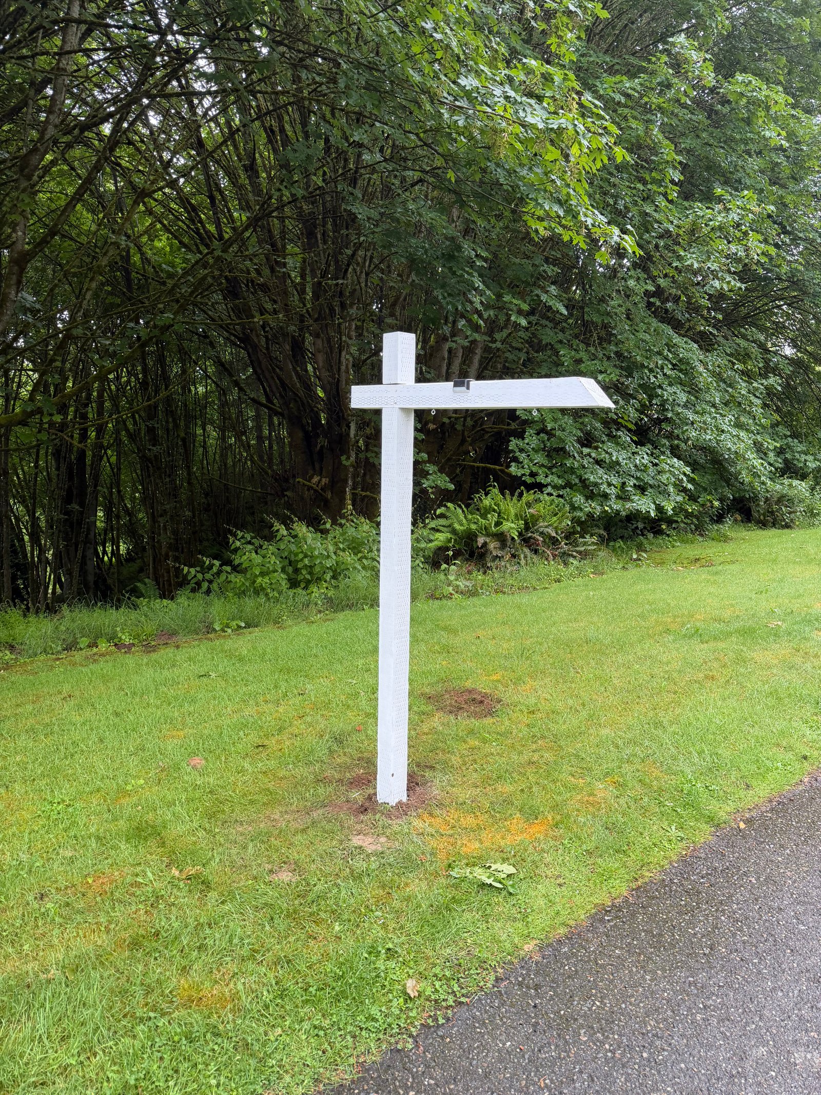 Sign install